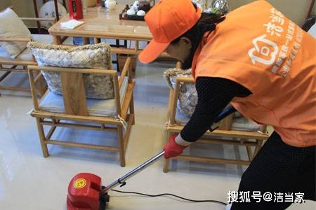 創(chuàng)業(yè)新藍海 為何家政服務加盟與家居裝飾雙軌并行？